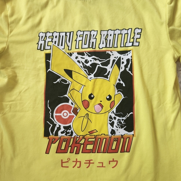Pokemon Pikachu Battle Kids T-Shirt Yellow Graphic Tee Youth Sz 7/8 Collectible - Picture 2 of 4